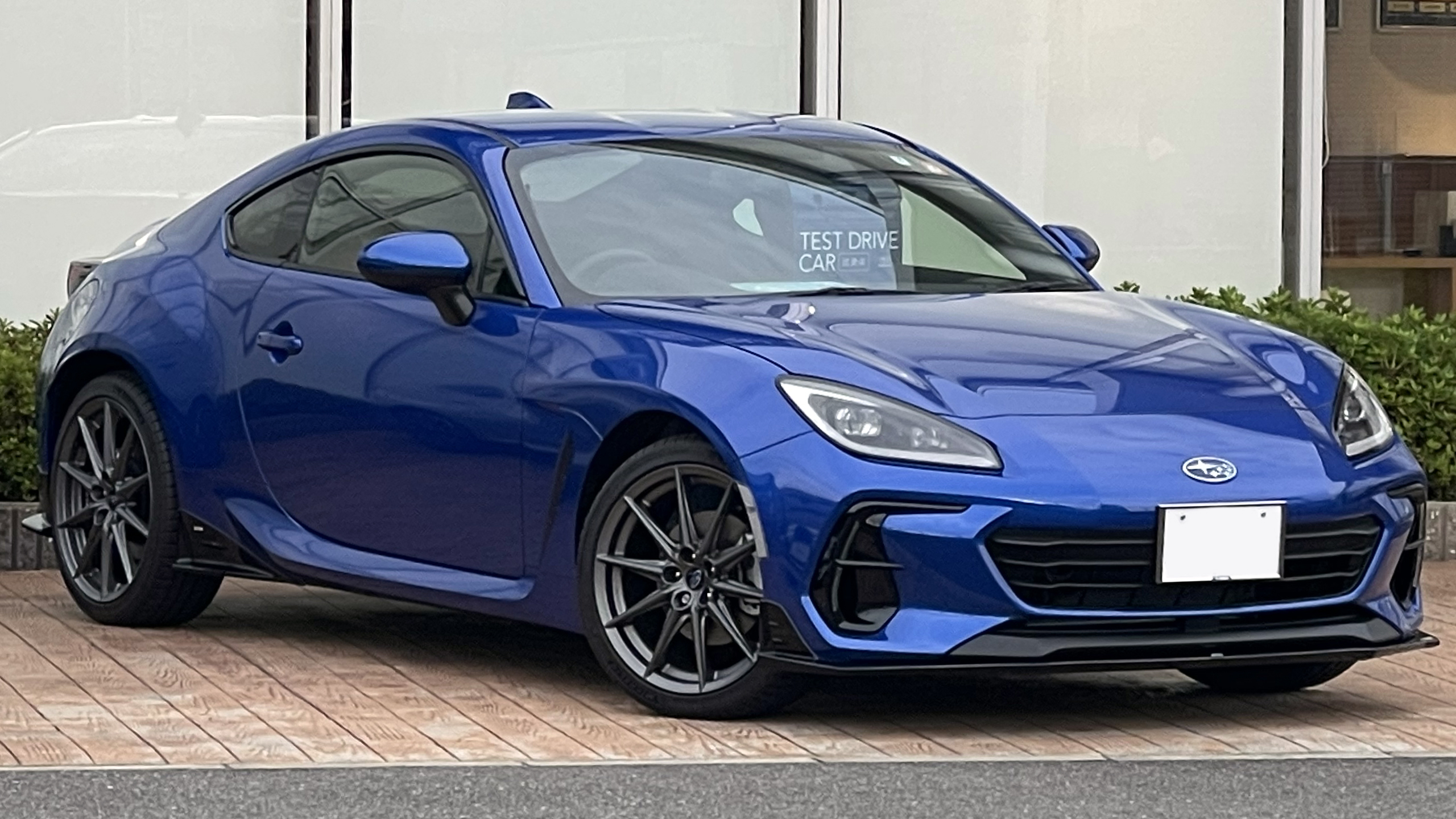 国産超激得スバル BRZ ZD8 前期 (2021y-) CHARGE SPEED BOTTOM LINE フロントボトムライン TYPE-1 ／ カーボン 撃速 チャージスピード エアロ 外装