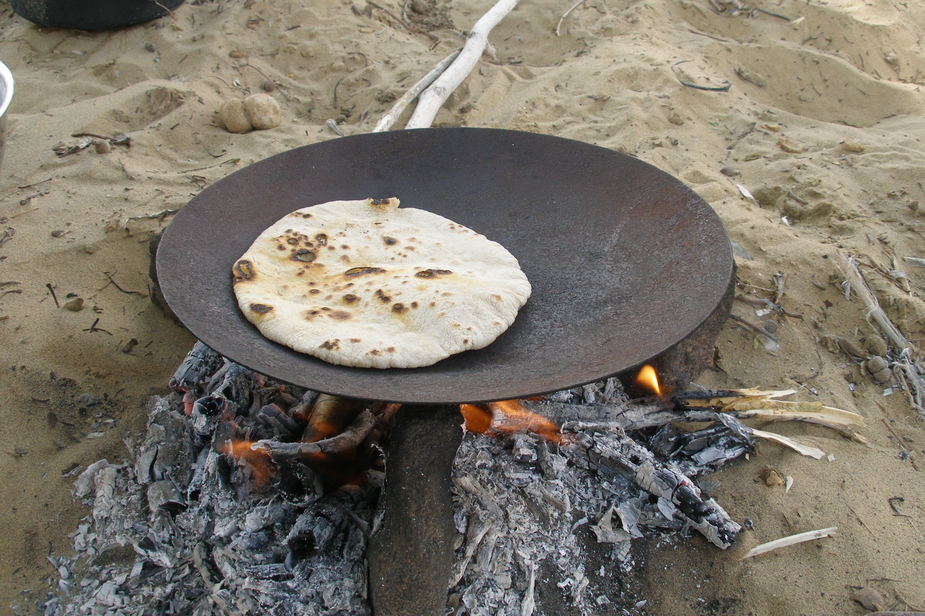 Making Rotis, Roti Fry Pan