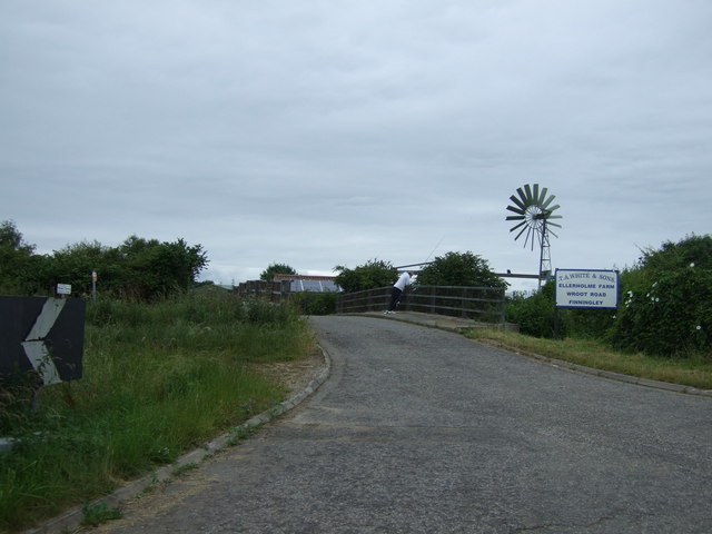 File:Track to Candy Farm - geograph.org.uk - 4049416.jpg