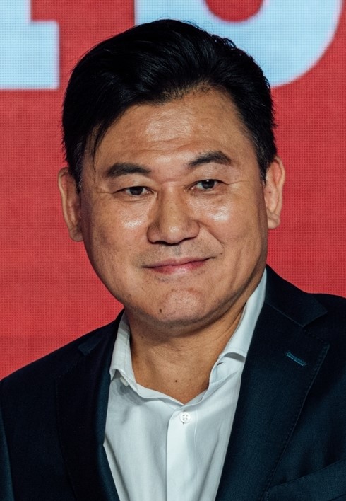 Mikitani in 2020