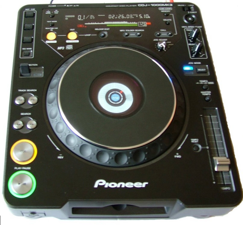 La historia de Pioneer DJ: desde reproductores de CD hasta