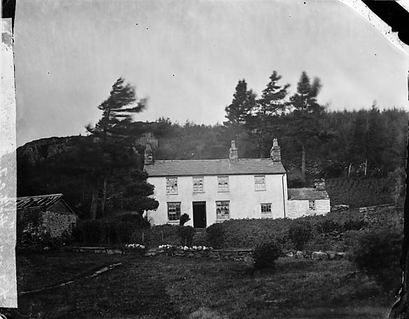 File:Cadwaladr Owen's old house, Dolwyddelan NLW3361385.jpg