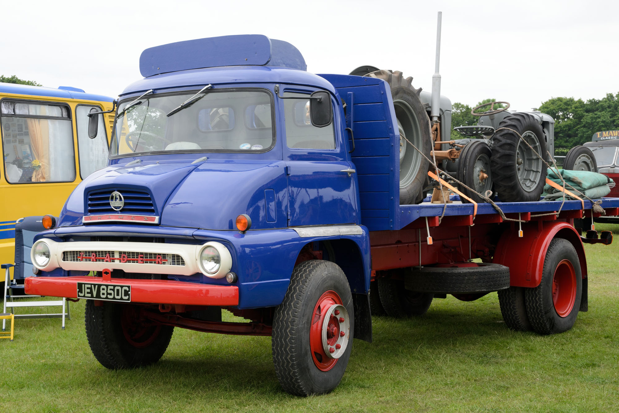 Thames Trader & Thames Commercial Vehicles