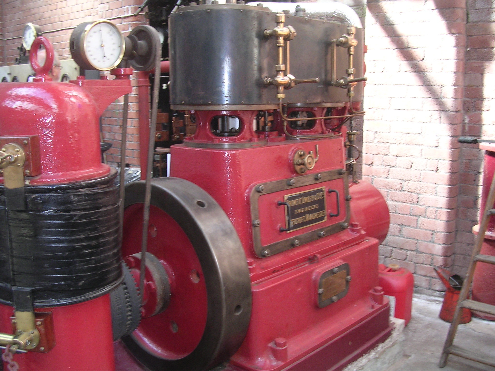 High speed engine. Duplex Compaund Steam engine. Steam High Speed.