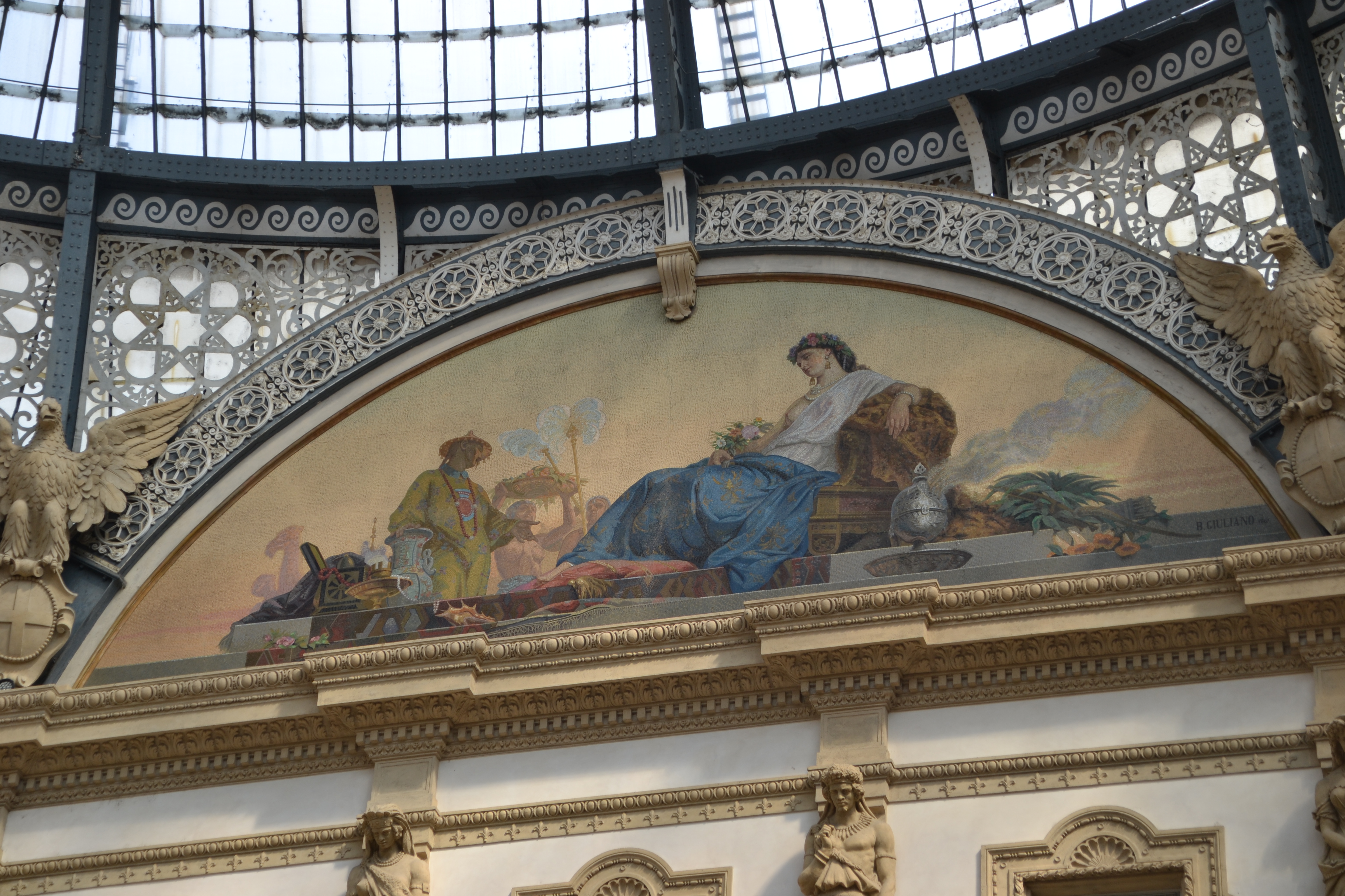File:Lunetta Asia - Galleria Vittorio Emanuele II - Milano.jpg