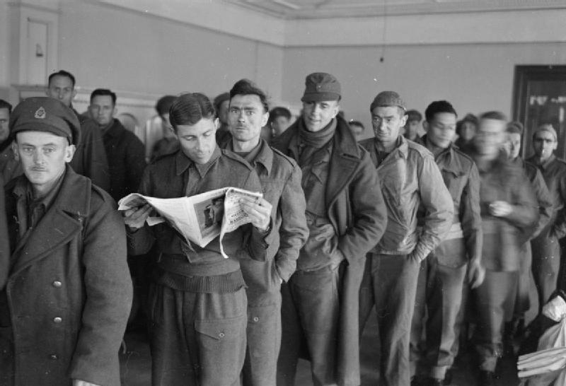 File:New Zealand Repatriates Arrive in England- Everyday Life For Repatriated Pows in Margate, Kent, England, UK, April 1945 D24512.jpg