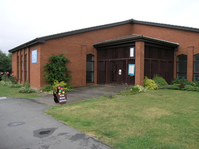 File:Pentecostal Church - geograph.org.uk - 193854.jpg