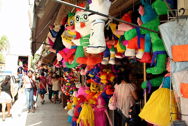 File:Piniata Shop Cartoon Characters Merida Yucatan Mexico trip 2007 2 361.jpg