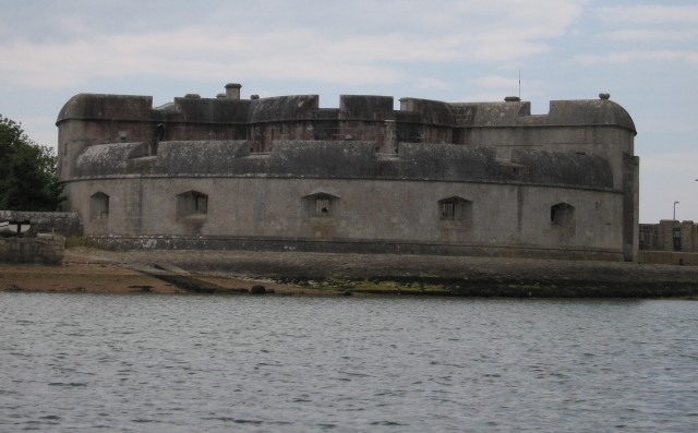 File:Portland Castle - geograph.org.uk - 480385.jpg