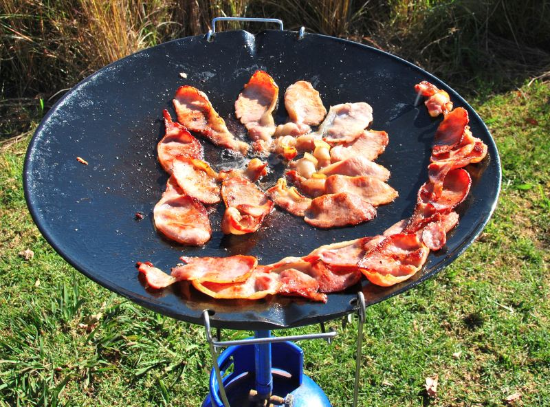 File:Skottelbraai-ontbyt.JPG