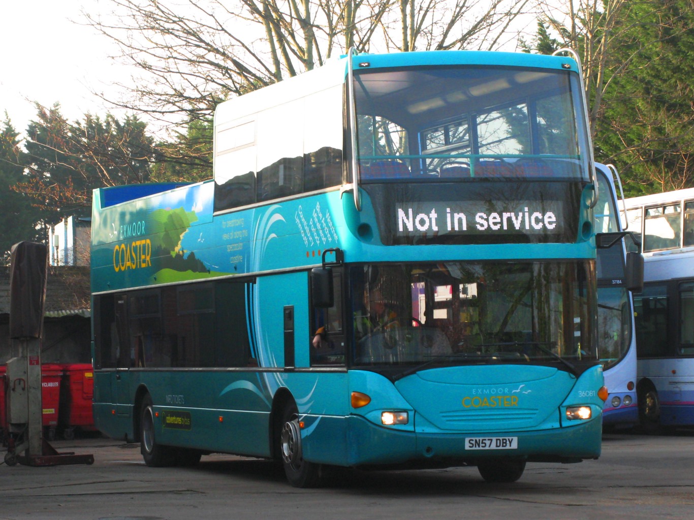 File Taunton garage First 36081 SN57DBY Exmoor Coaster.JPG