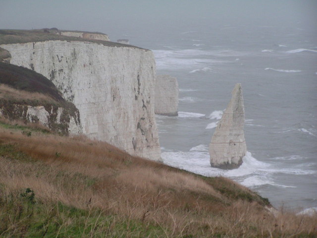 File:The southernmost of the pinnacles - geograph.org.uk - 268711.jpg