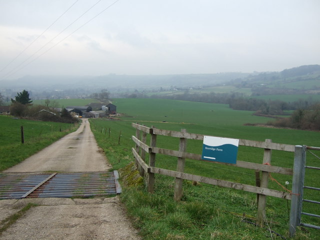 File:Track down into Storridge Farm - geograph.org.uk - 340936.jpg