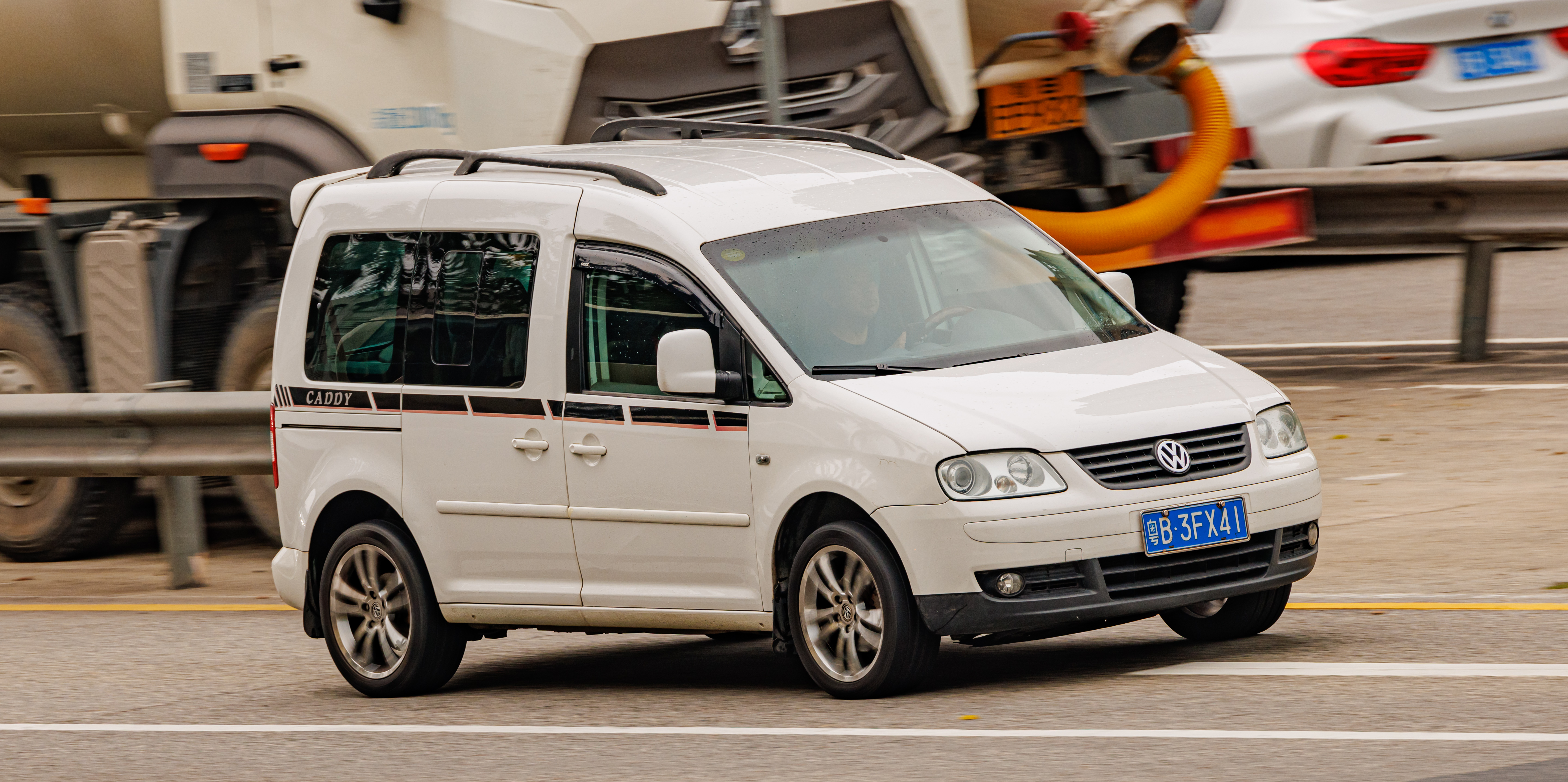 Volkswagen Caddy цельнометаллический 2020 года