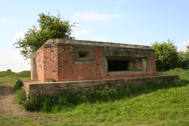 File:View of the front - geograph.org.uk - 1310204.jpg