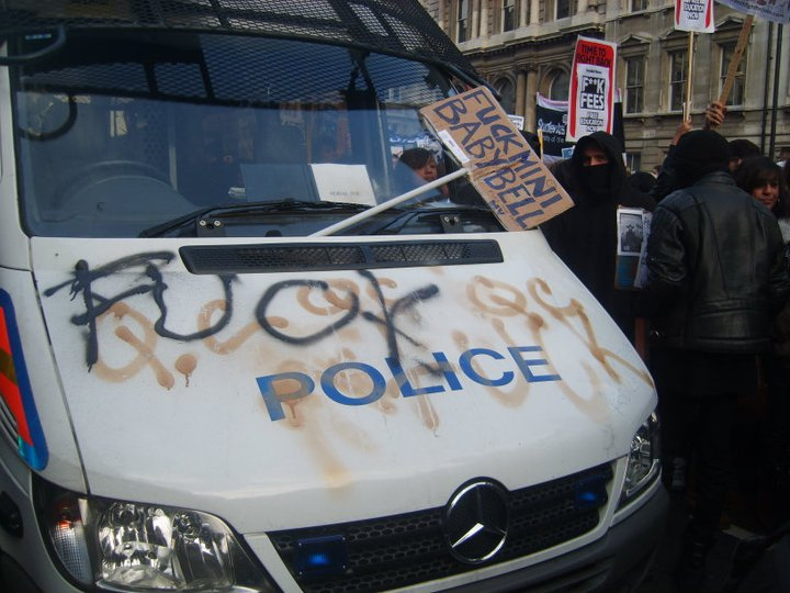 File:24 Nov protests Trafalgar police van.jpg