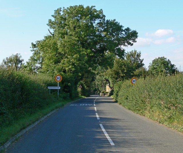 File:Approaching Stockerston - geograph.org.uk - 538079.jpg