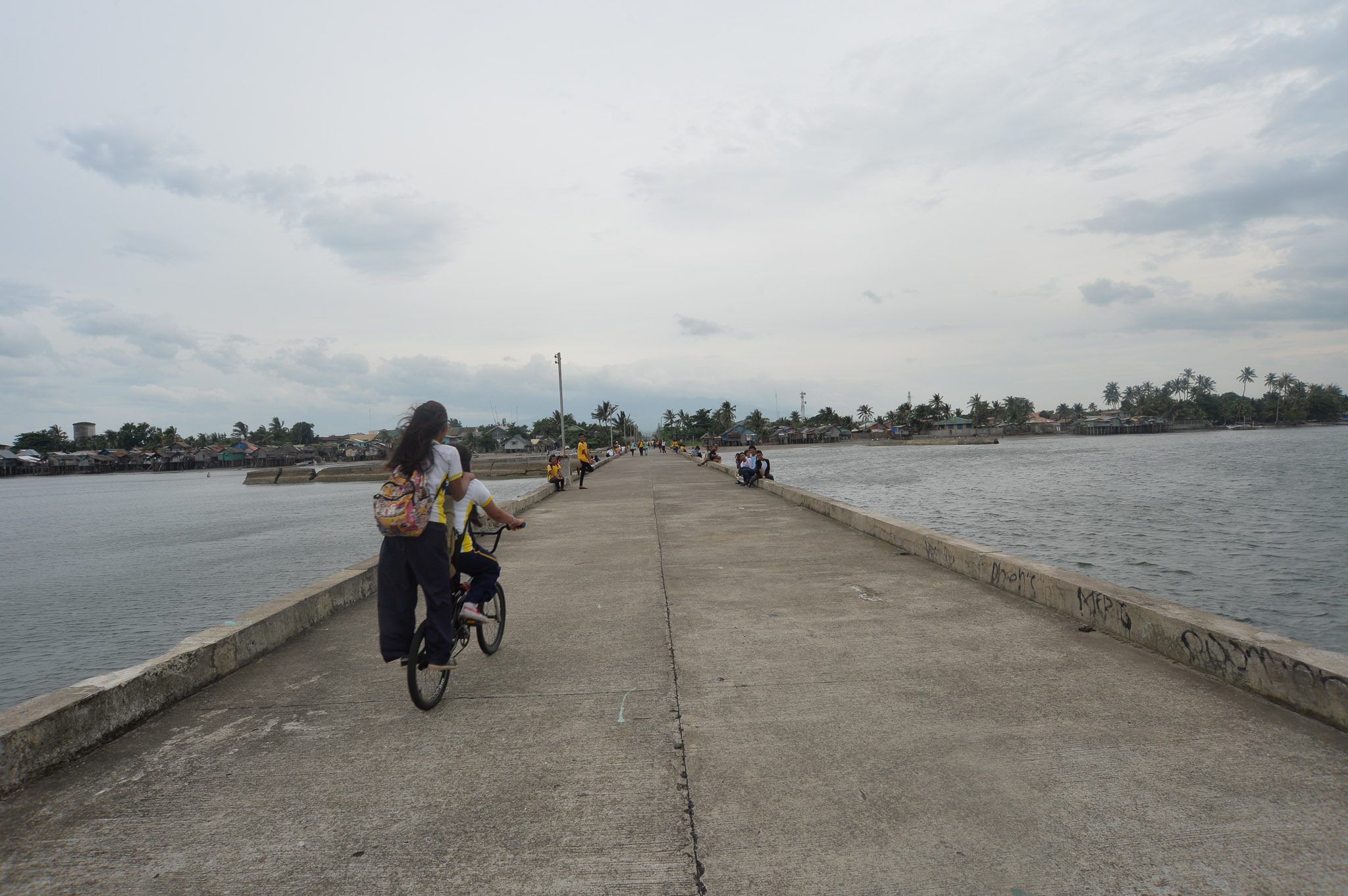 File:Cadiz City Wharf.jpg - Wikipedia