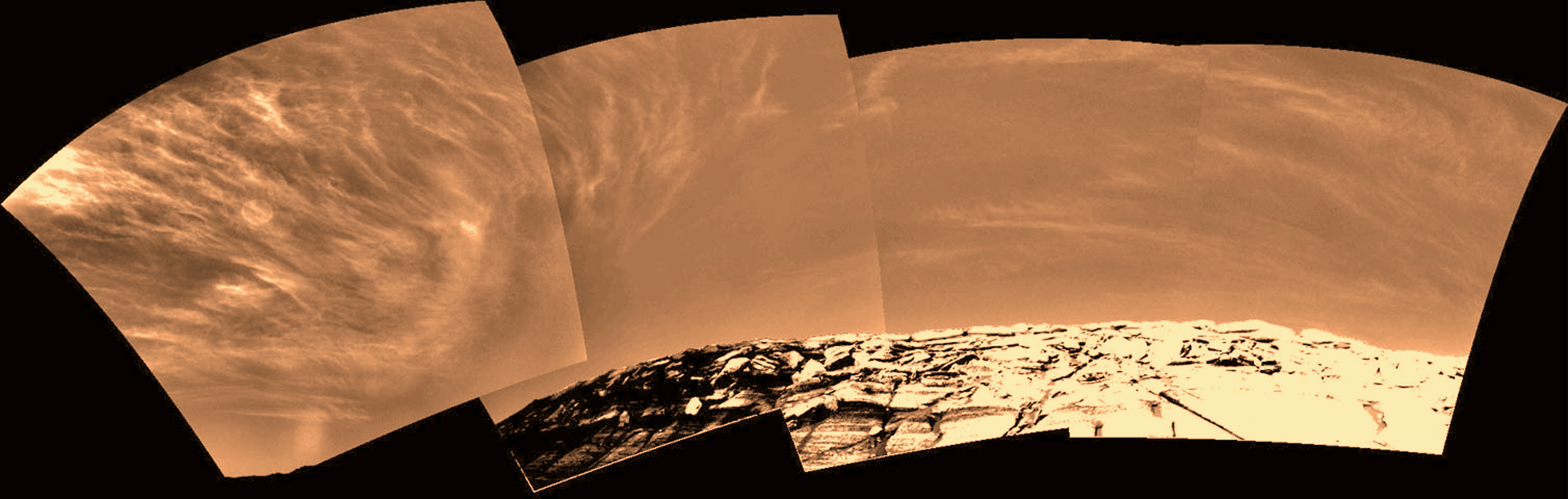 Серебристые облака на Марсе