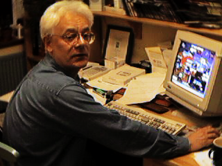 File:Father at "work" (85621903).png