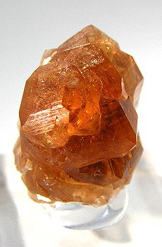 File:Grossular-41212.jpg