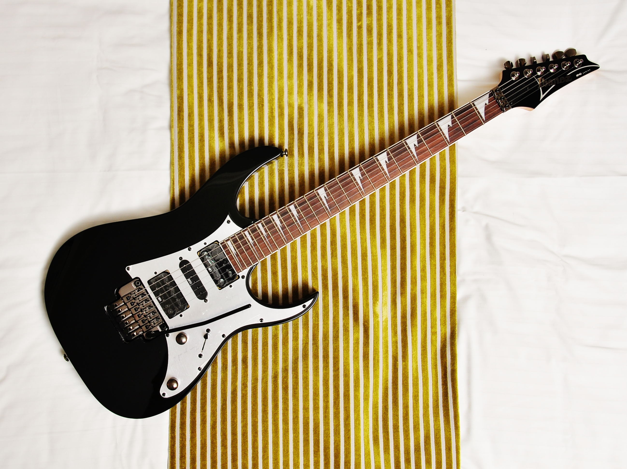 ibanez electric guitar rg series