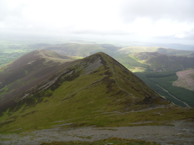 File:Ladyside pike. - geograph.org.uk - 2408057.jpg