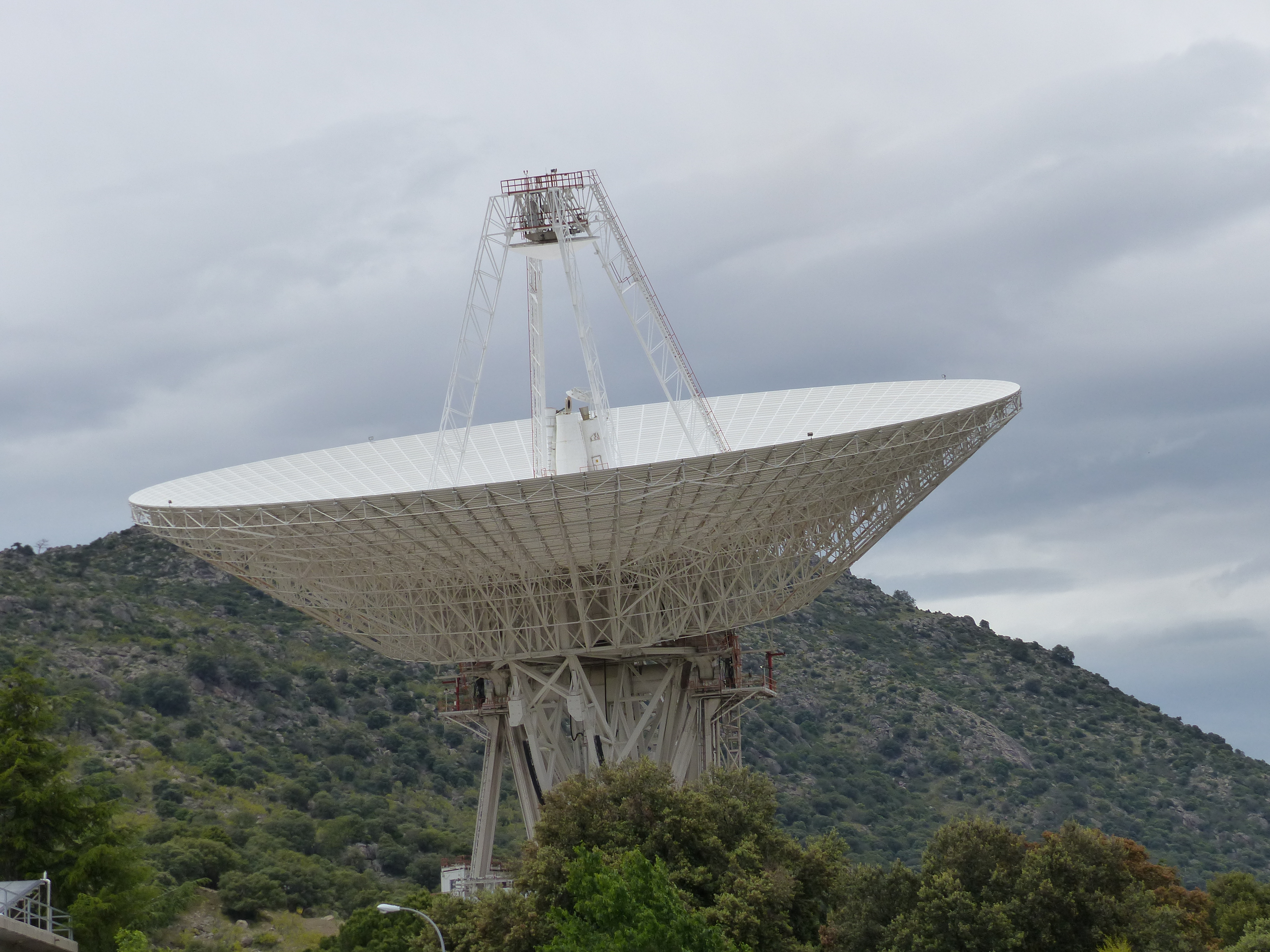 File:Madrid Deep Space Communications Complex, España ...