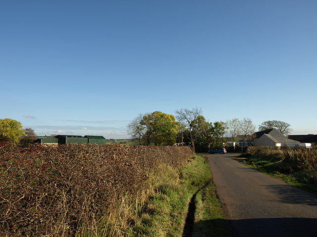 File:Mains Farms, Kilbirnie - geograph.org.uk - 601374.jpg