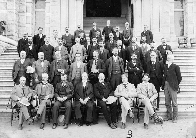 File:Members of the Legislature of British Columbia, 1900.jpg