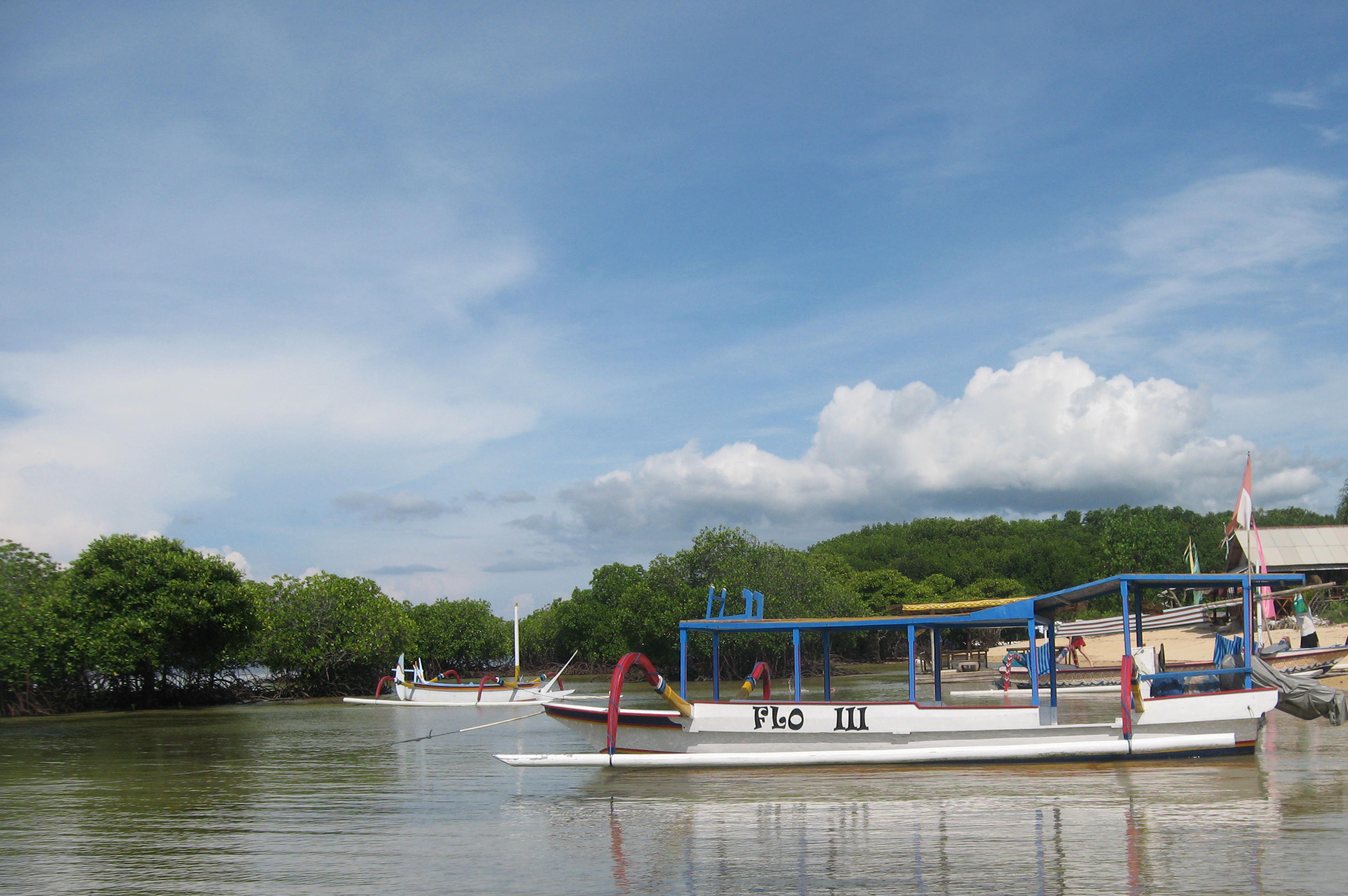 Nusa Lembongan Mangroves and Jukung Boat