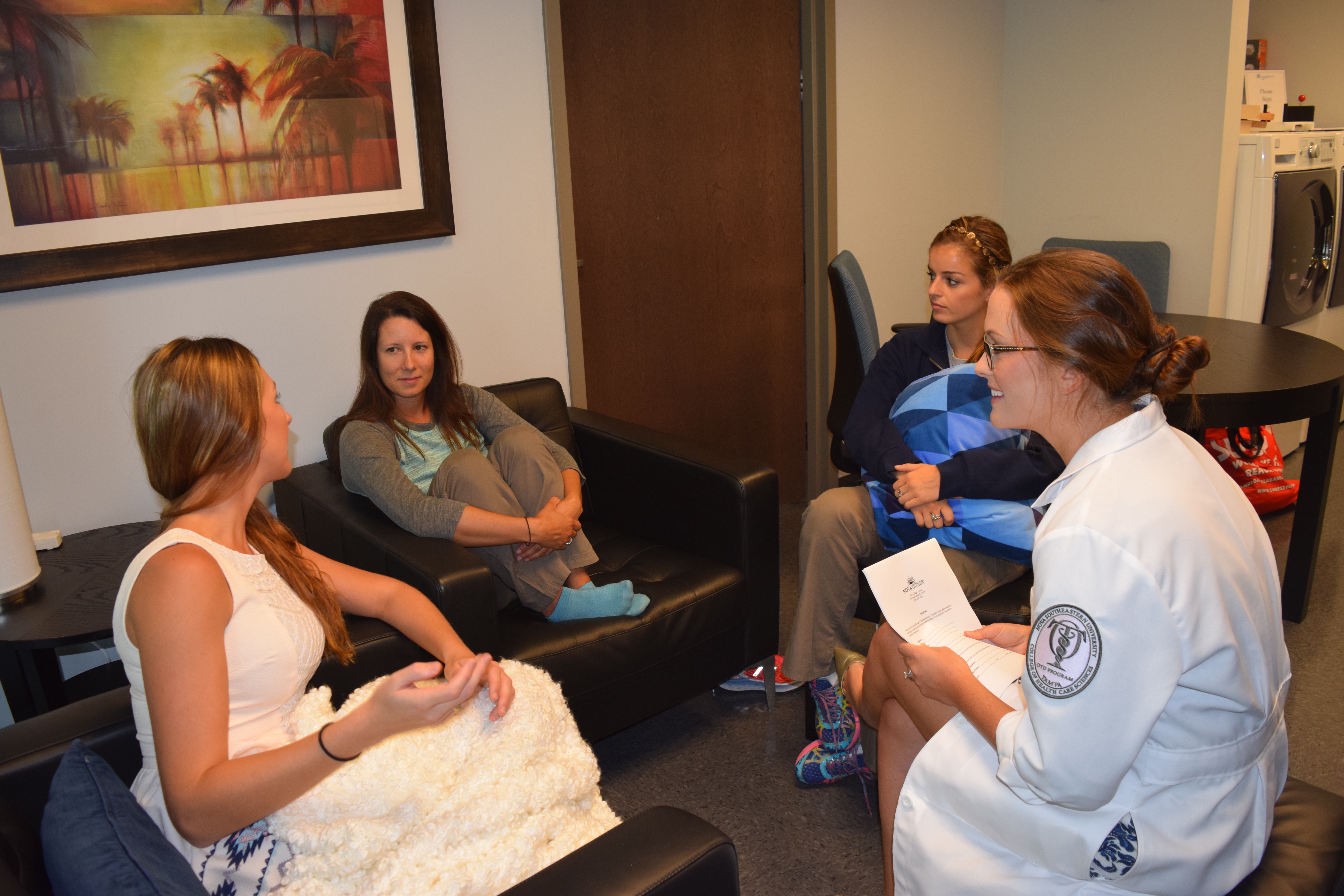 File:Occupational therapist conducting a group intervention on interpersonal relationship building.jpg - Relationship Therapist Los Angeles