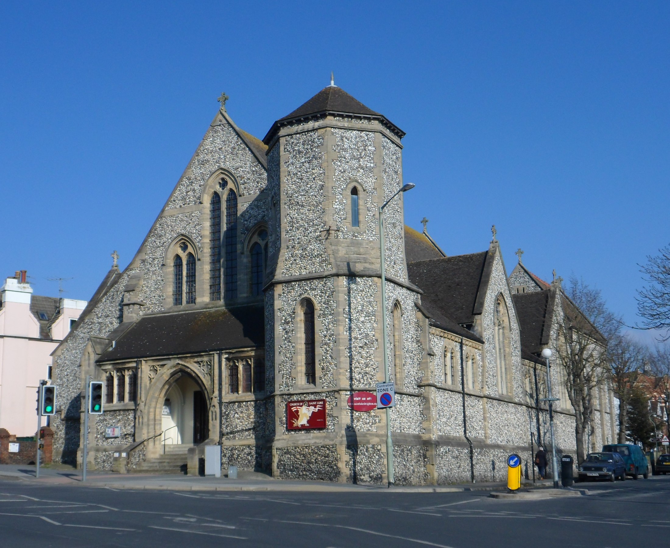 St Luke's Church, Queen's Park, Brighton - Wikipedia