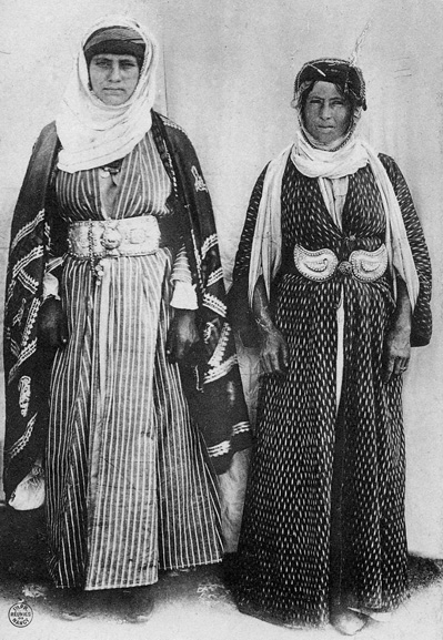 File:Syriac women from Mardin.jpg