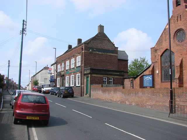 File:The Travellers Rest, Shiney Row - geograph.org.uk - 415253.jpg