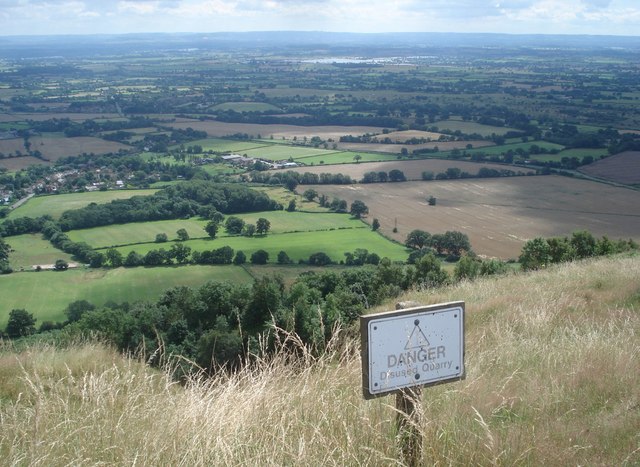 File:View from Black Hill - 2 - geograph.org.uk - 503873.jpg