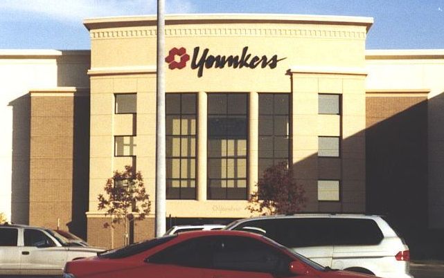 File:Younkers entrance Jordan Creek Town Center 2004.jpg