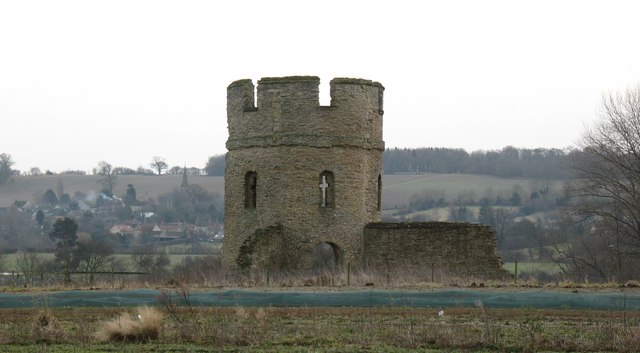 'Gothic' ruin, Castle Howard - geograph.org.uk - 1134447