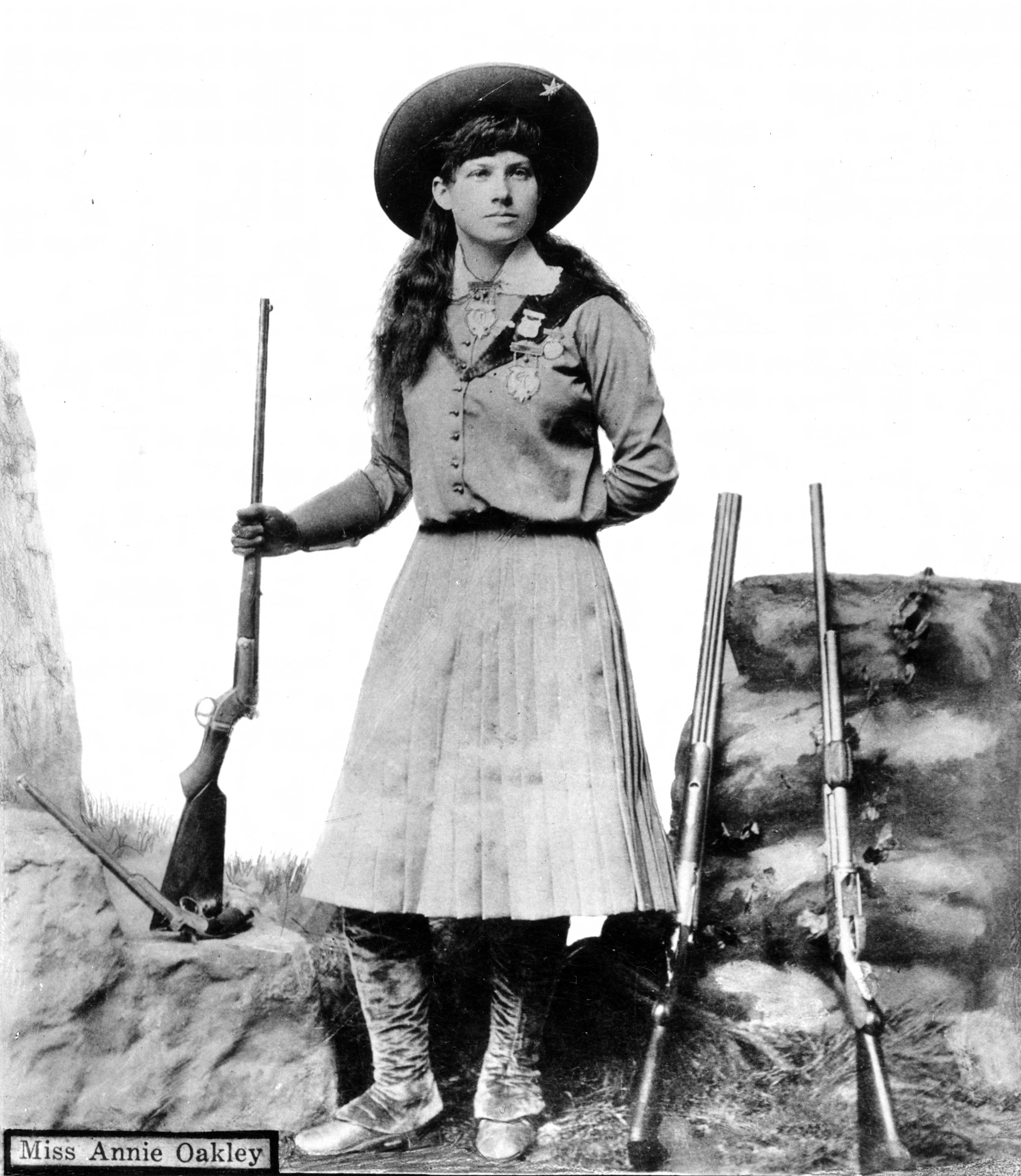 File:Annie Oakley by NH Rose - Wikimedia Commons