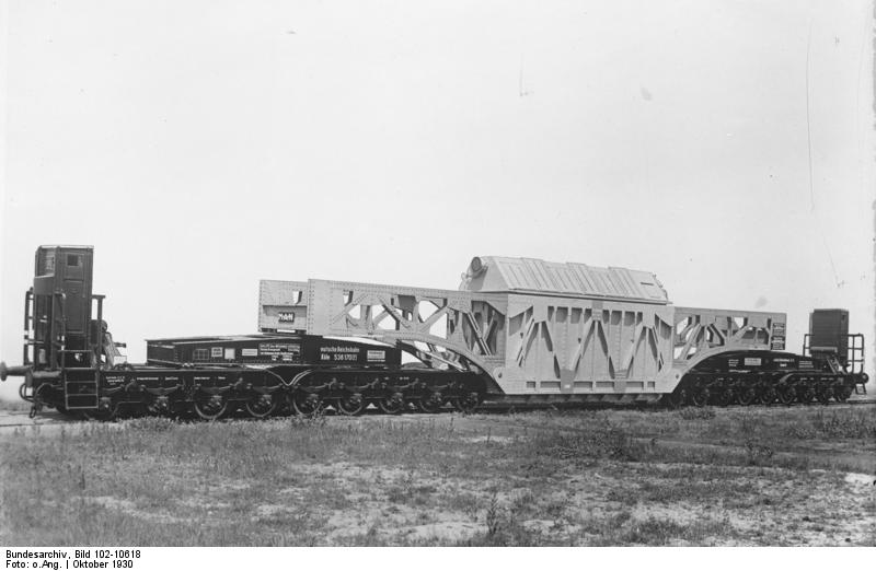 File:Bundesarchiv Bild 102-10618, Schwerlastgüterwagen mit Riesen-Transformator.jpg