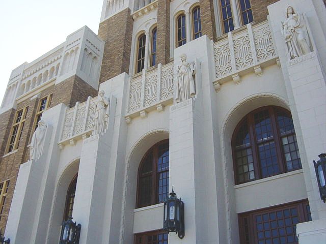 File:Central High-Little Rockdetail.jpg