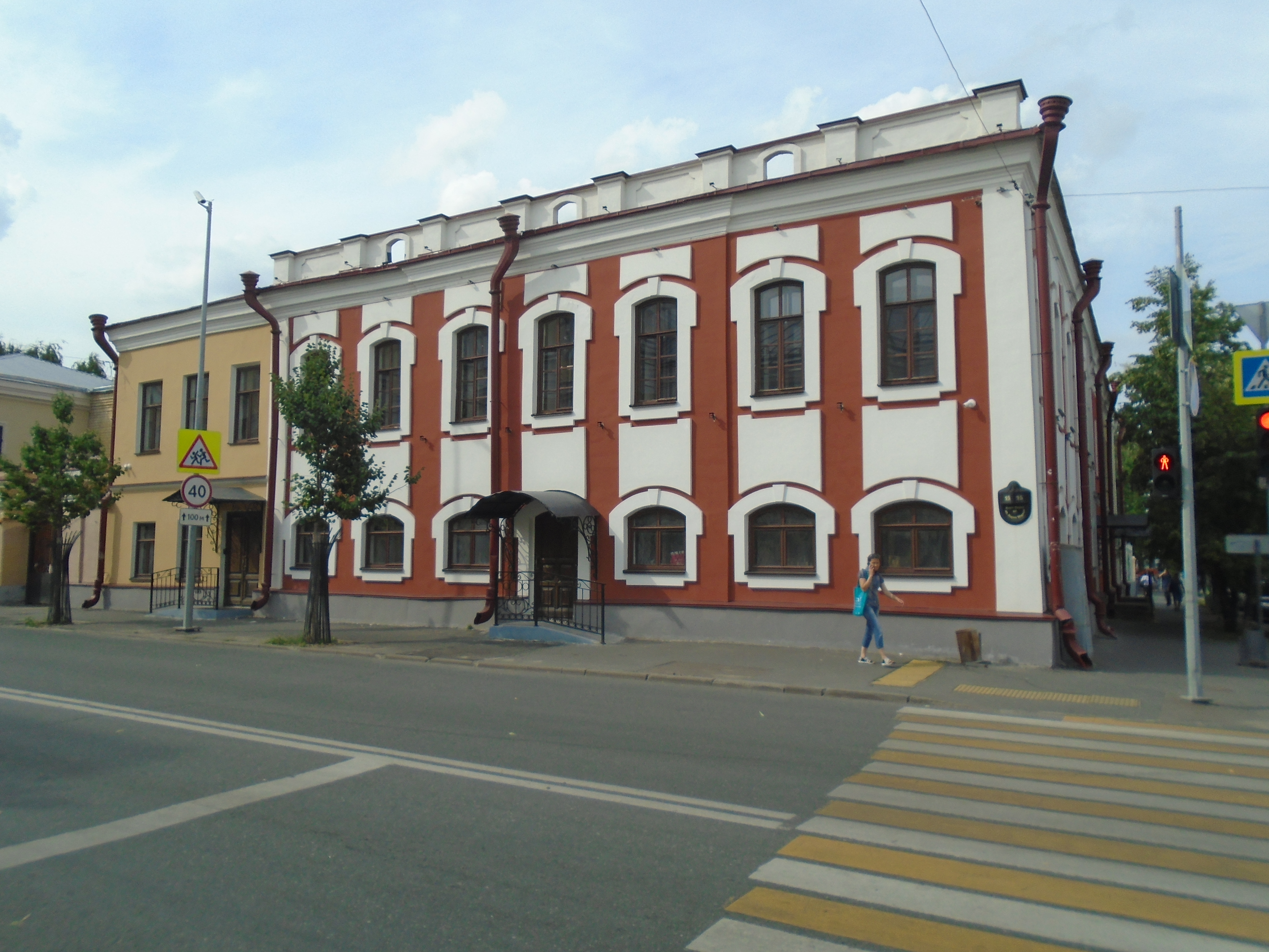 File:Checkmaryov — Kamenev house (2022-07-18) 04.jpg - Wikimedia Commons