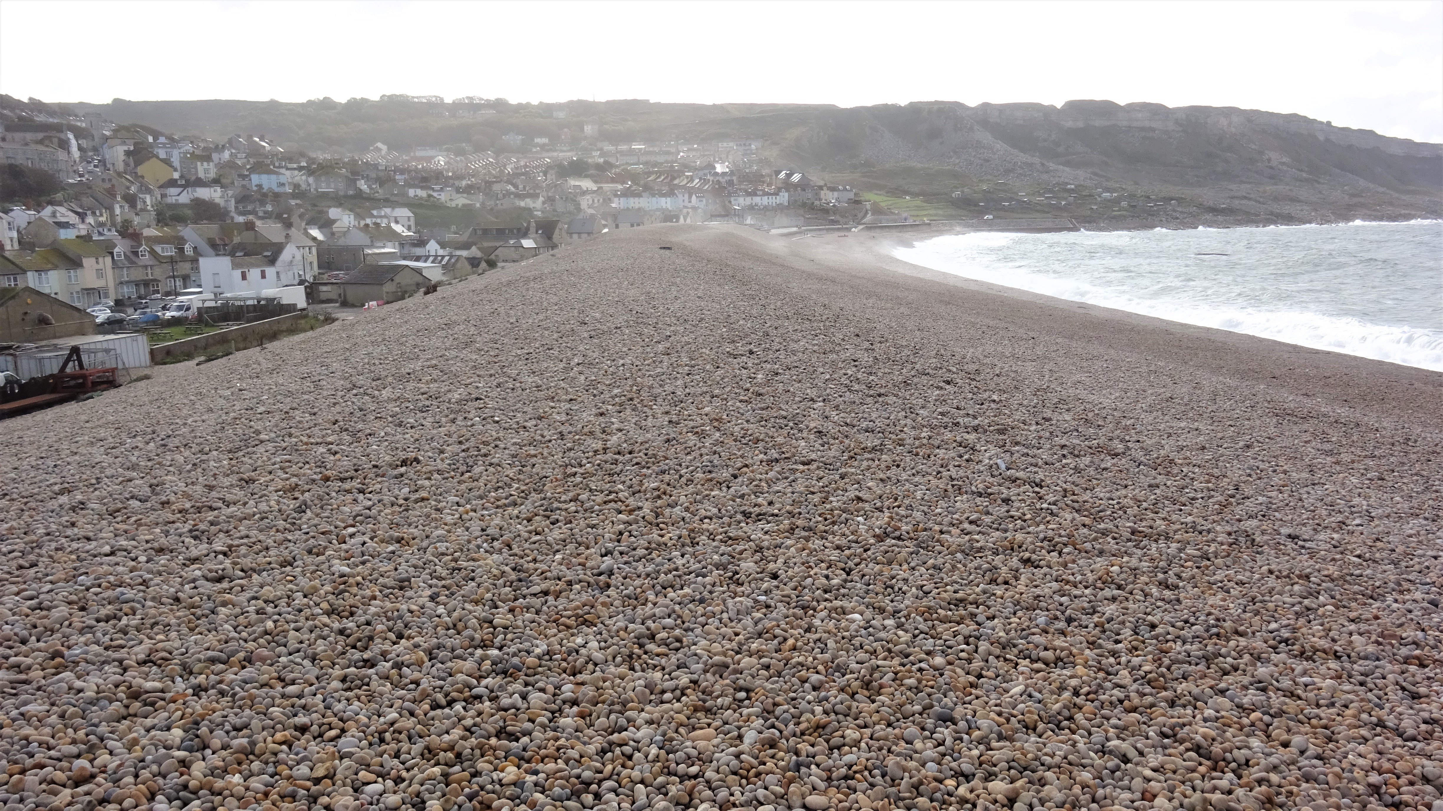 File:The Chesil Beach from Portland, Dorset (20242208721).jpg - Wikimedia  Commons