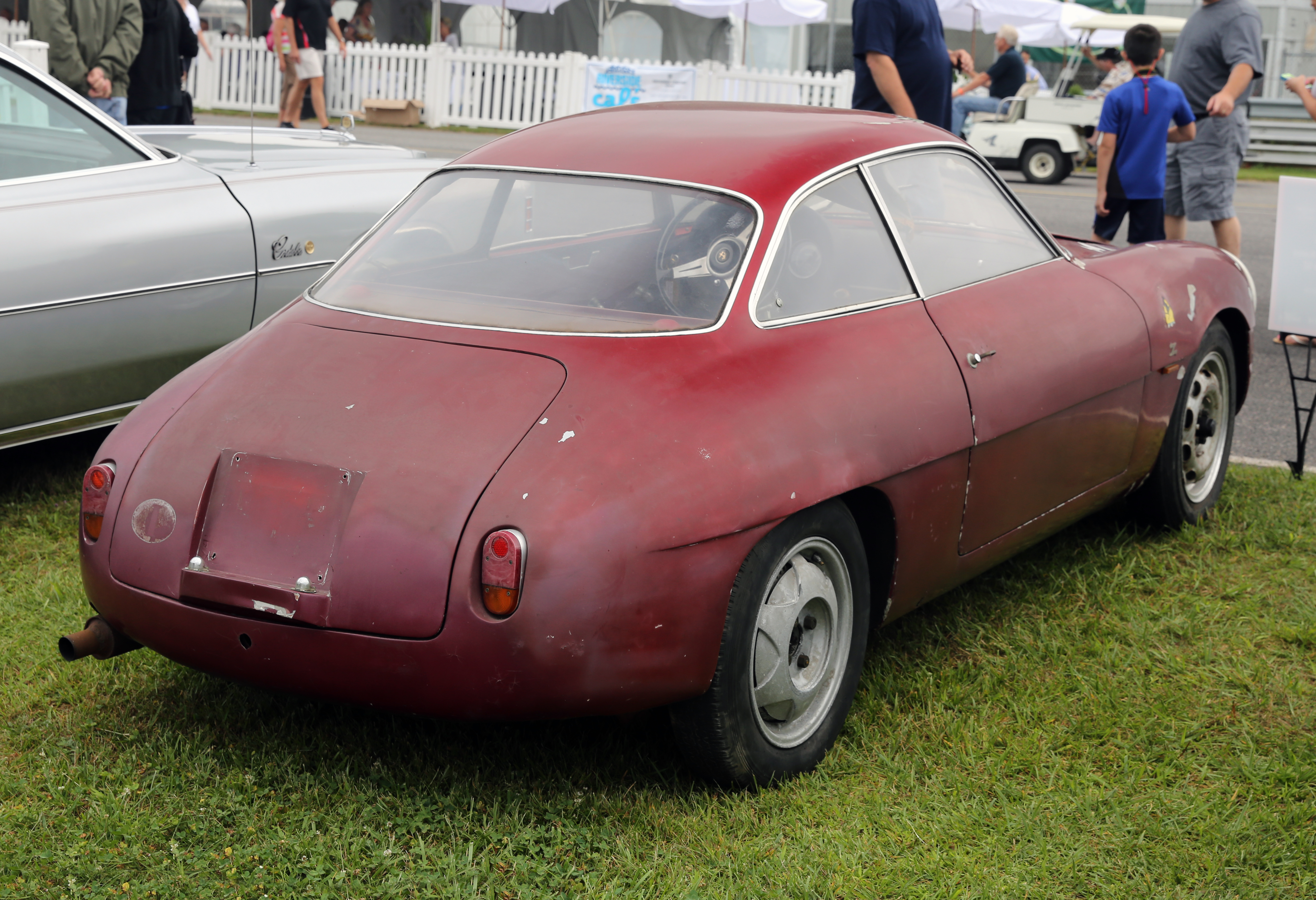 Circa_1961_Alfa_Romeo_Giulietta_SZ_coda_tonda_barnfind%2C_rear