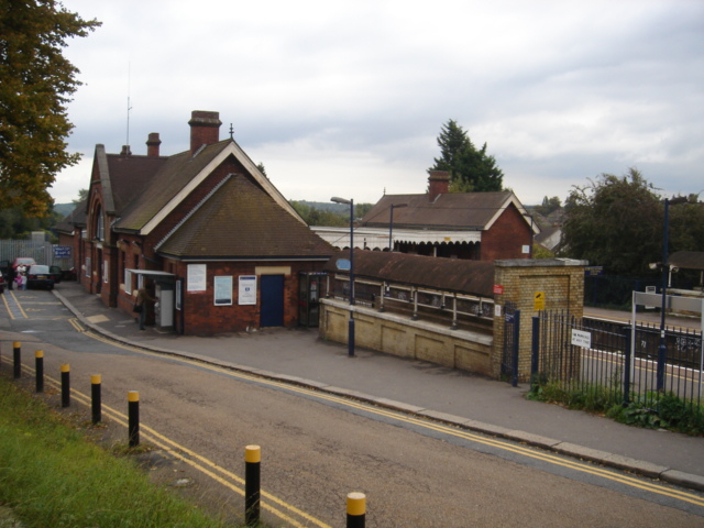 High Brooms railway station