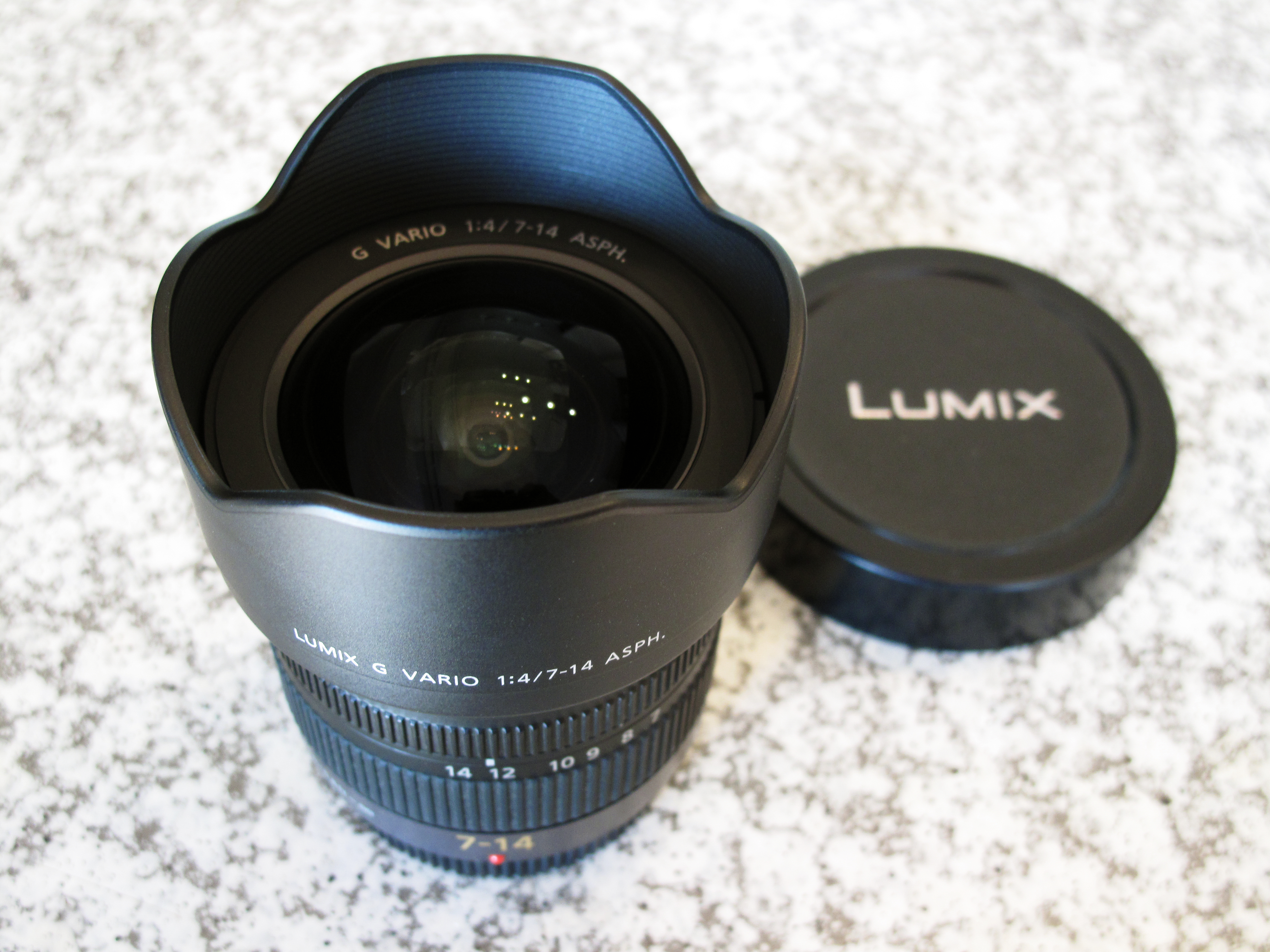 Panasonic Lumix 7–14mm lens - Wikipedia