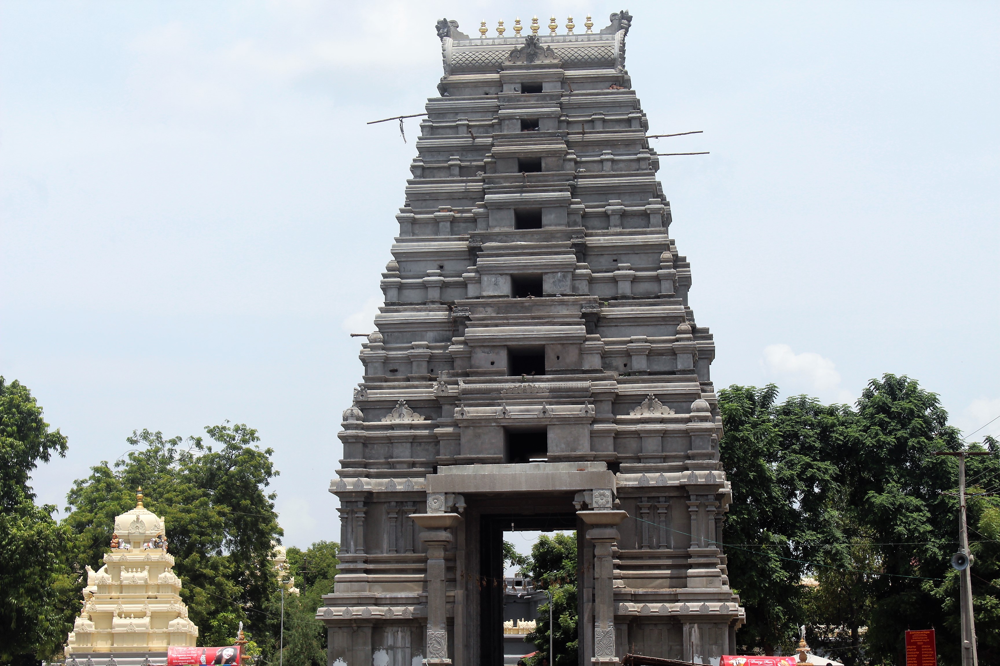 Amareswara Temple is an important religious site in Amaravati. 