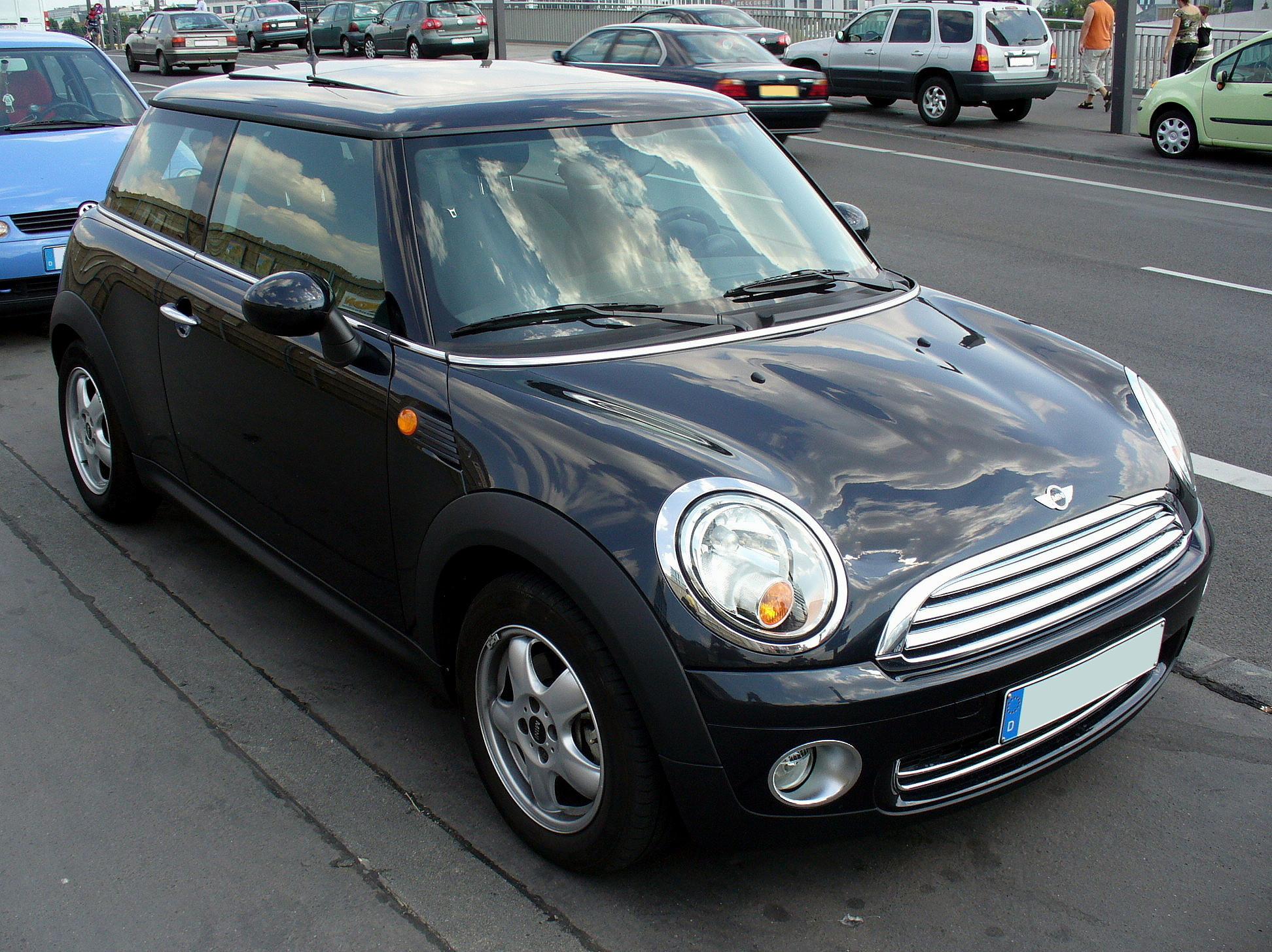 File:Mini Cooper R56.jpg - Wikimedia Commons