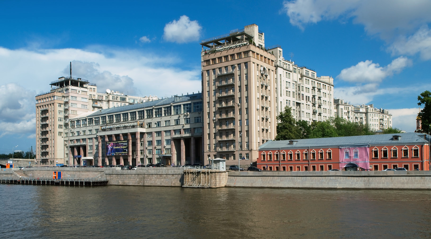 ул серафимовича 2 москва