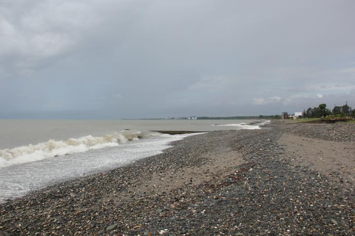 File:Ochamchire Beach (1).jpg